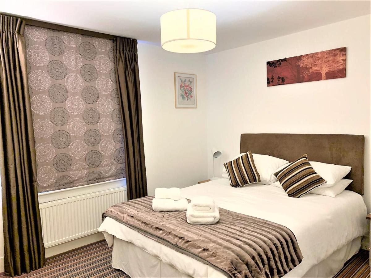 Riverside Channel5 "Holidays Homes In The Sun" Featured Central Canterbury Cottage With Free Parking Екстер'єр фото